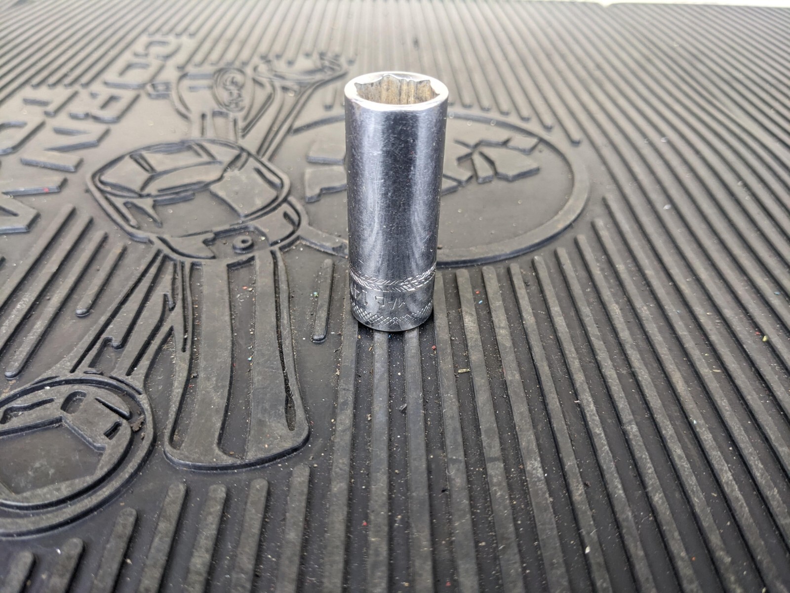 #bf249 MAC Tools MDG14MM Deep 14mm Chrome Socket 1/4″ Drive 6 Point Metric