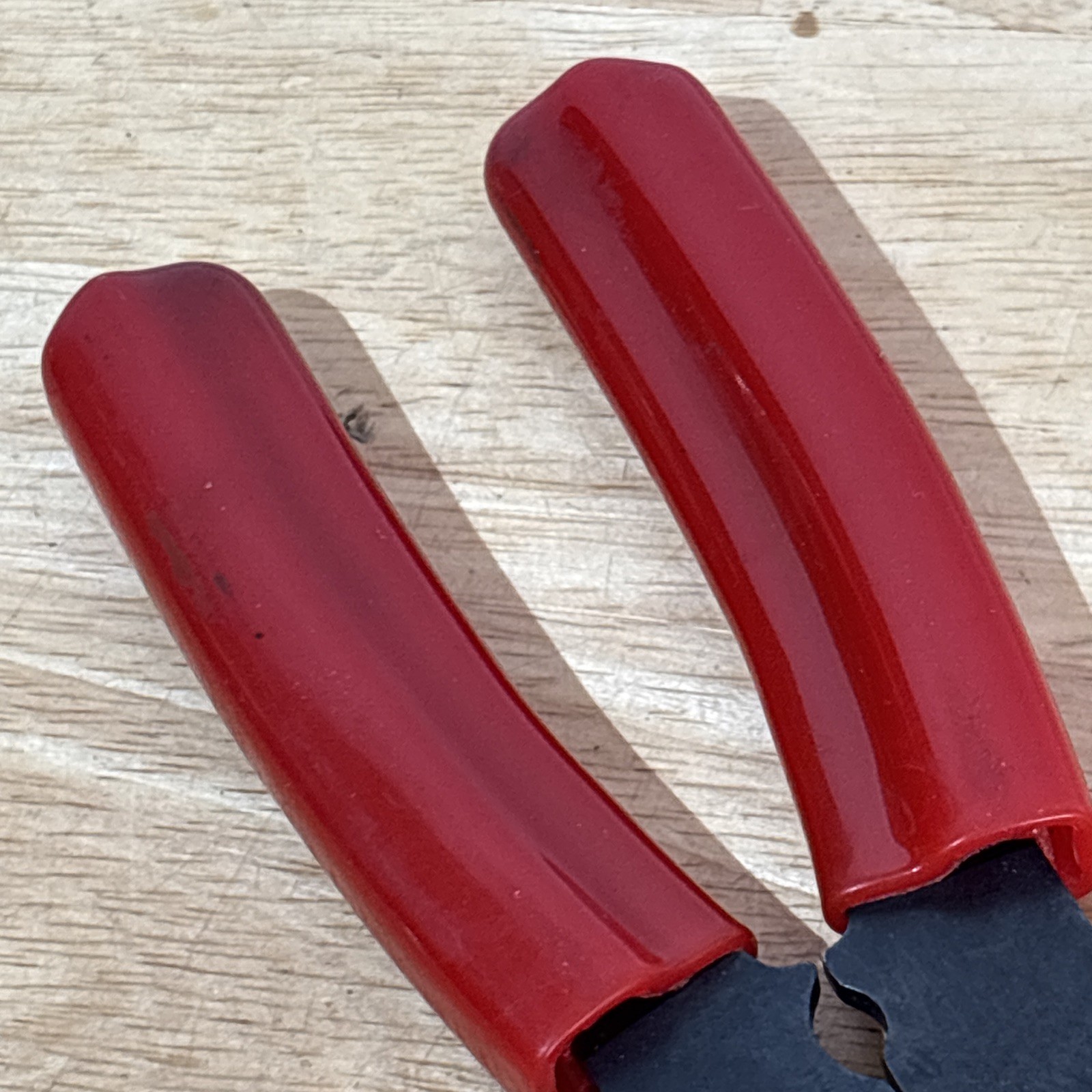 Dayton 8″ Wire Cable Stripper Cutter Crimper Pliers Red Handle 4x136a Vtg USA