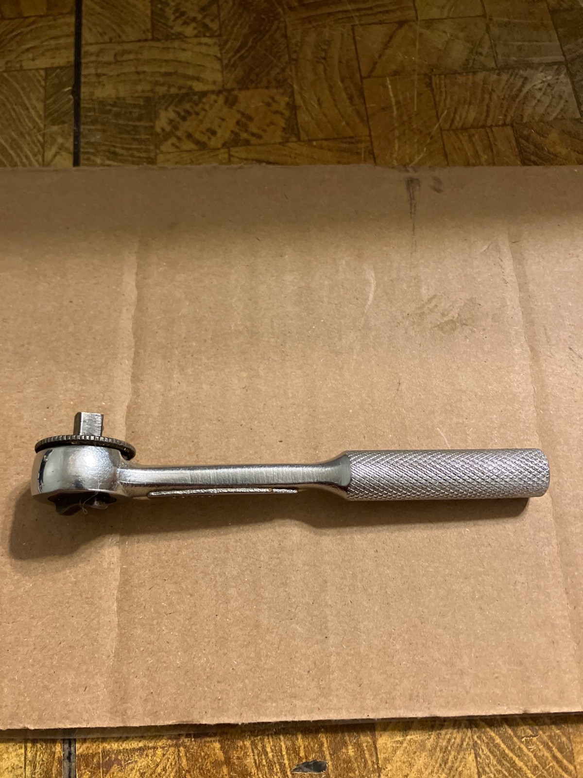 Vintage Easco 1/4 Ratchet 711106 length 5-1/4 in