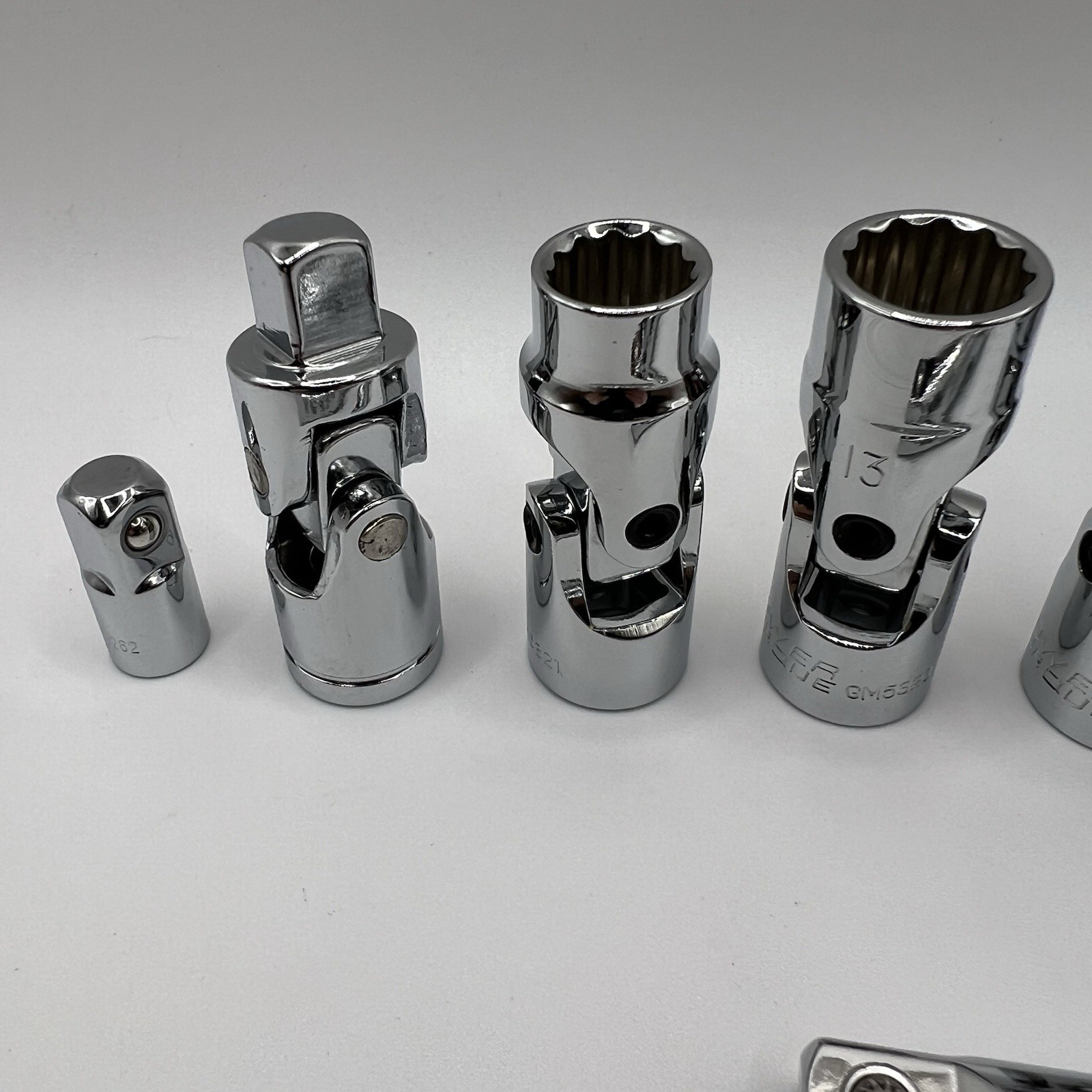 Power Torque 3/8″ Drive Metric Swivel Socket Lot 11 13 17 19mm w/ Accessories