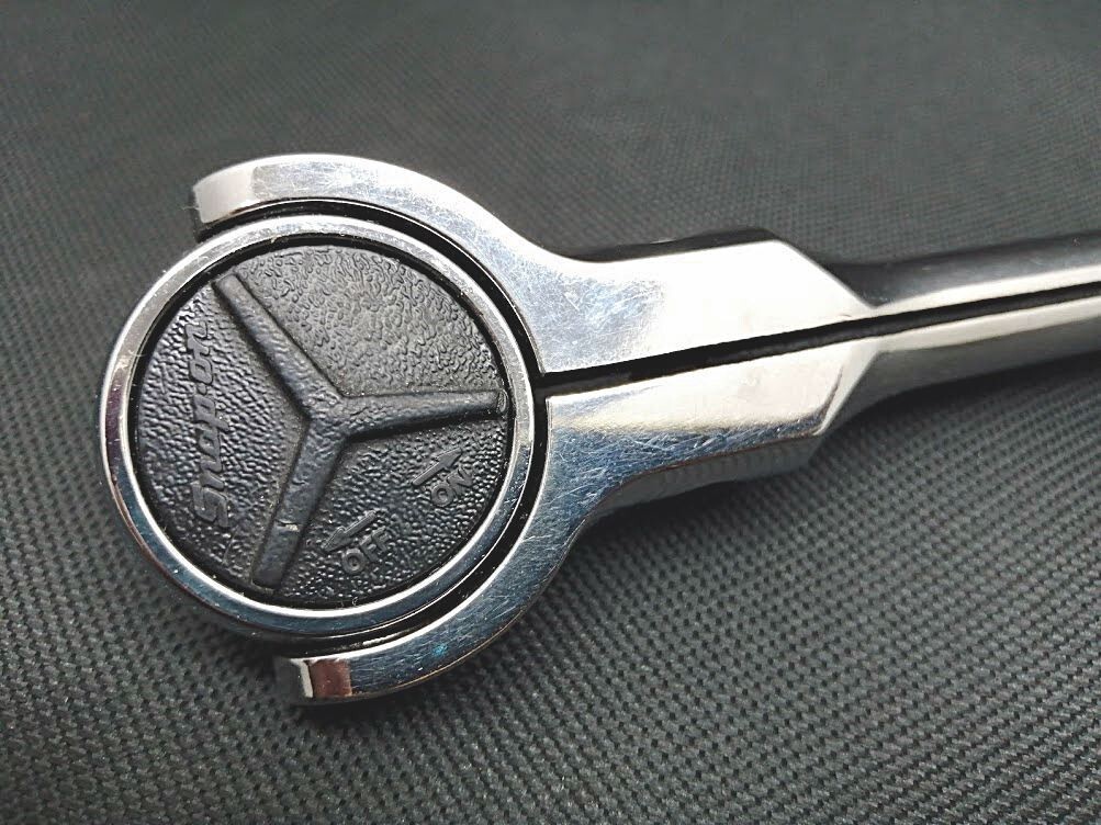 Snap on tools FHNF100 3/8 inch Ratchet Swivel Head/Red Black Used