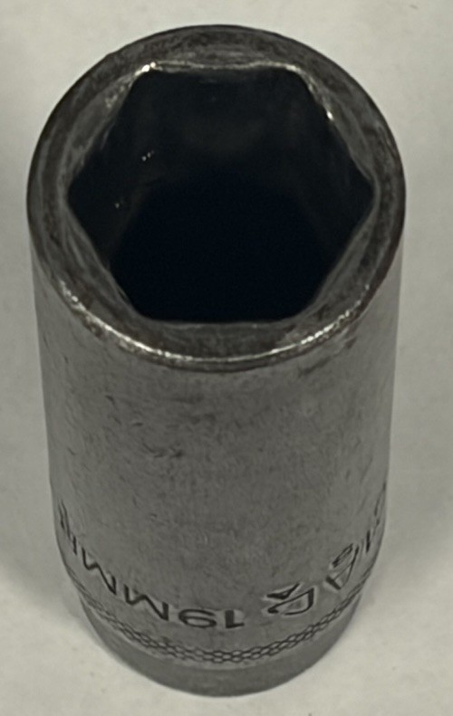 NOS Mac Tools 1/2″ Drive 19MM 6PT Metric Deep Impact Socket USA VDP619MMR