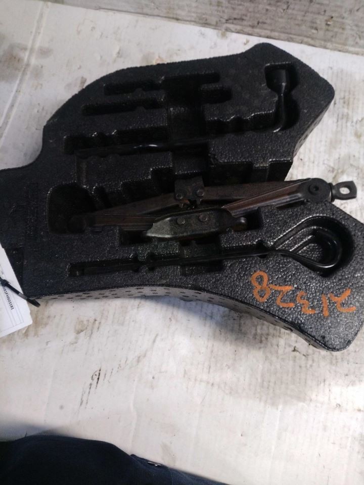 CIVIC 2015 Tools 541997