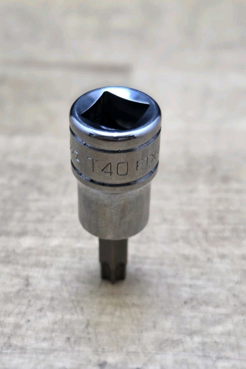 New Snap On FTX40E- 3/8″ Drive T40 Standard TORX Bit Socket Driver