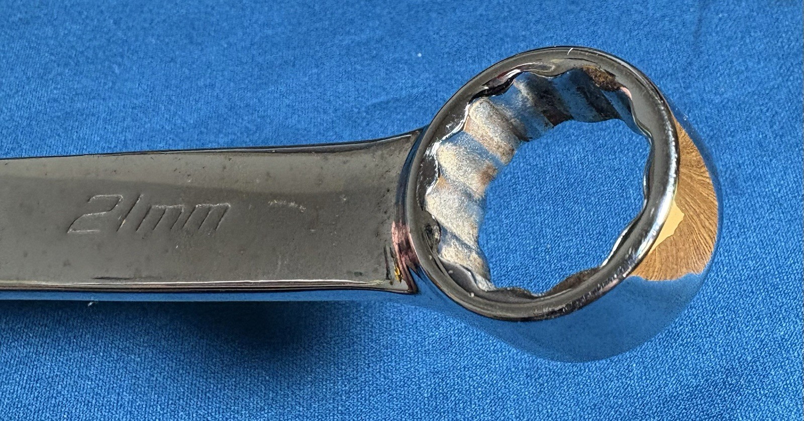 Snap-On ™ Tools USA 21mm Metric Standard 12 Point Chrome Combo Wrench OEXM210B
