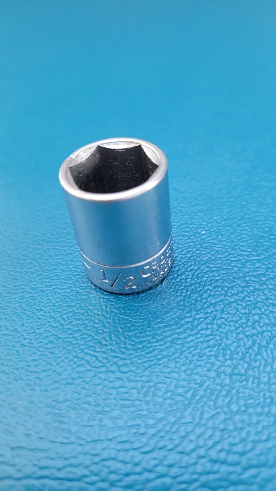 Craftsman -VV-43499 1/2″ 6 Point 1/4″ Drive Shallow Socket Made In USA.