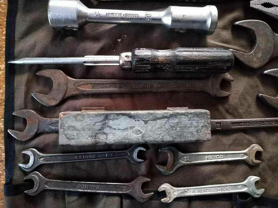 Mercedes Benz tool kit w120 Ponton w136 170V-s 220SE 190 sl