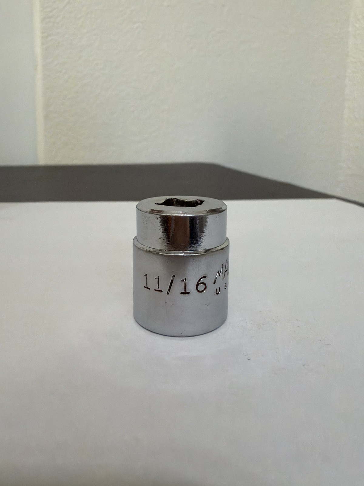 Mac Tools Shallow Chrome Socket X226 11/16 SAE 6pt 3/8in Drive USA Tool Mechanic