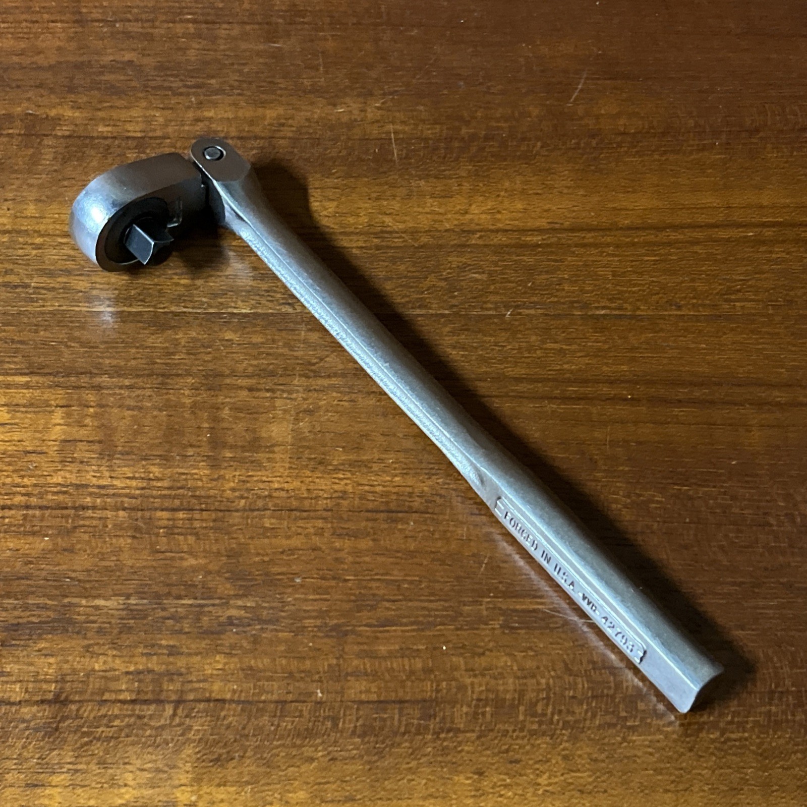 CRAFTSMAN FORGED IN USA-VVH 42793 3/8″ FLEX HEAD RATCHET. Hourglass Selector.