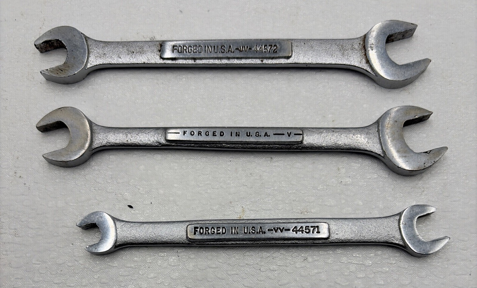 Craftsman 1/4″ x 5/16″ Open End Wrench SAE 44571 -vv- & 3/8” x 7/16” 44572 -vv-