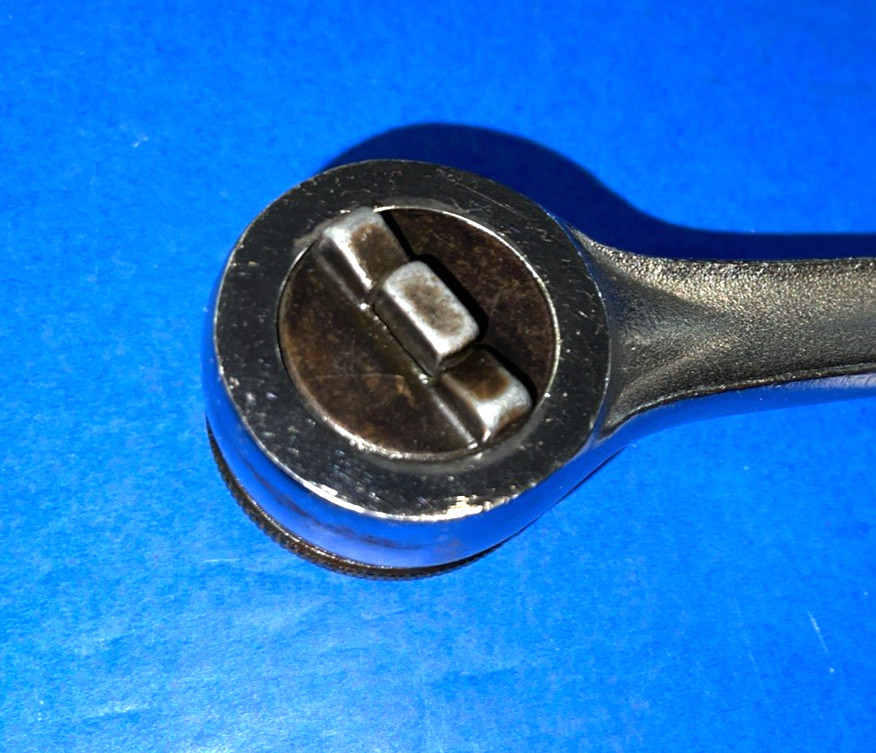CRAFTSMAN TOOLS VINTAGE 1/2 DRIVE THUMB WHEEL SINGLE -V- RATCHET RARE