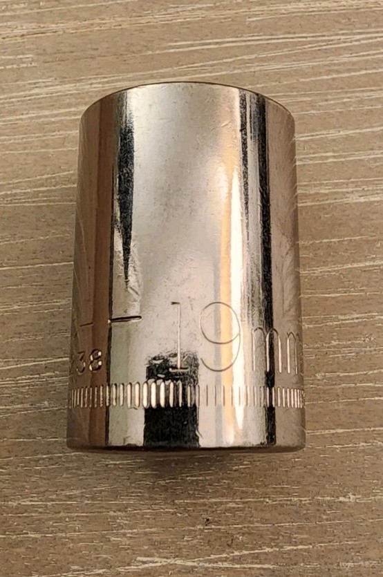 Craftsman USA 19mm Socket 12 Point 1/2″ Drive Inverted G1 44238