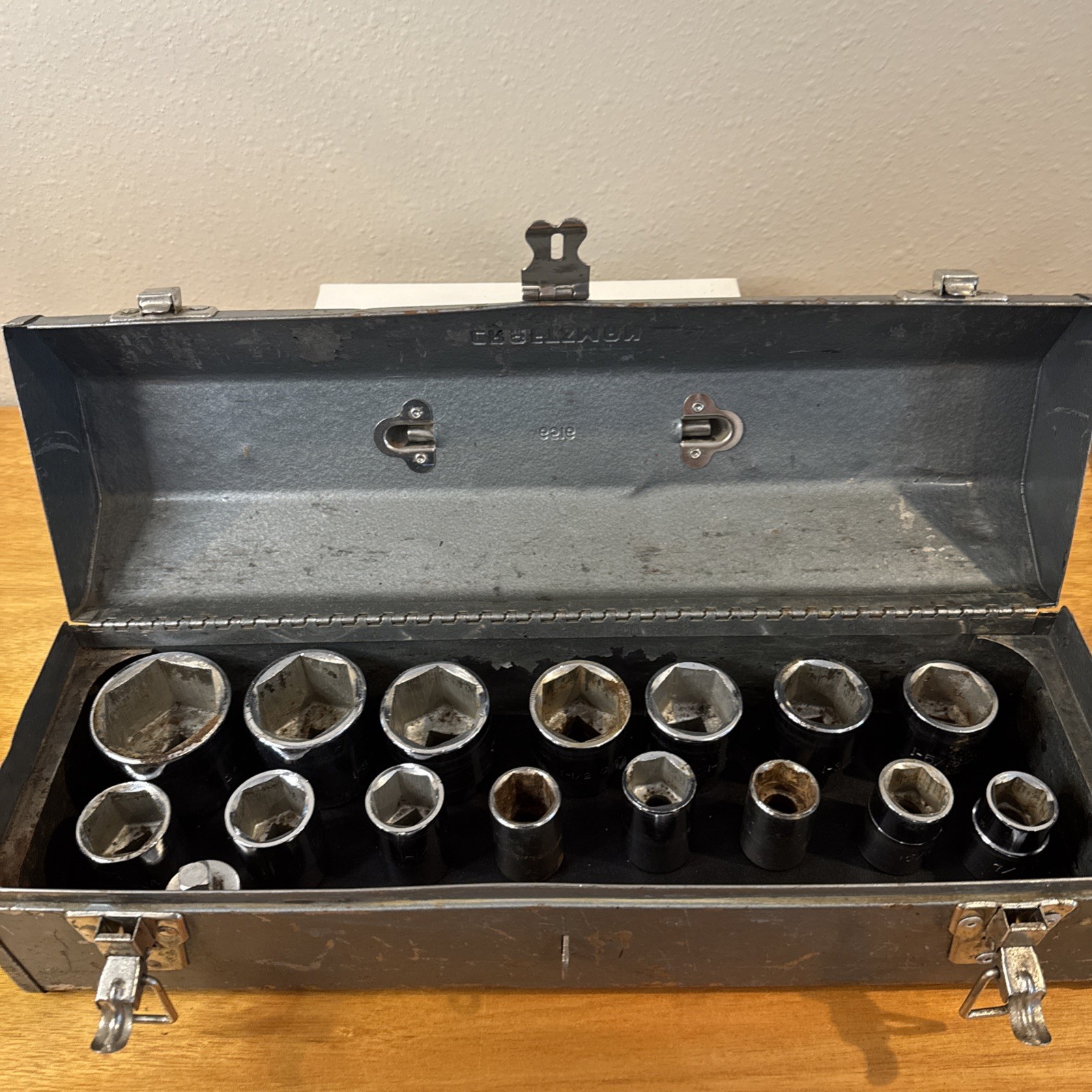Lot of 15 China 3/4″ Drive Sockets 7/8- 2″ sockets In Vtg Craftsman Box 6516.