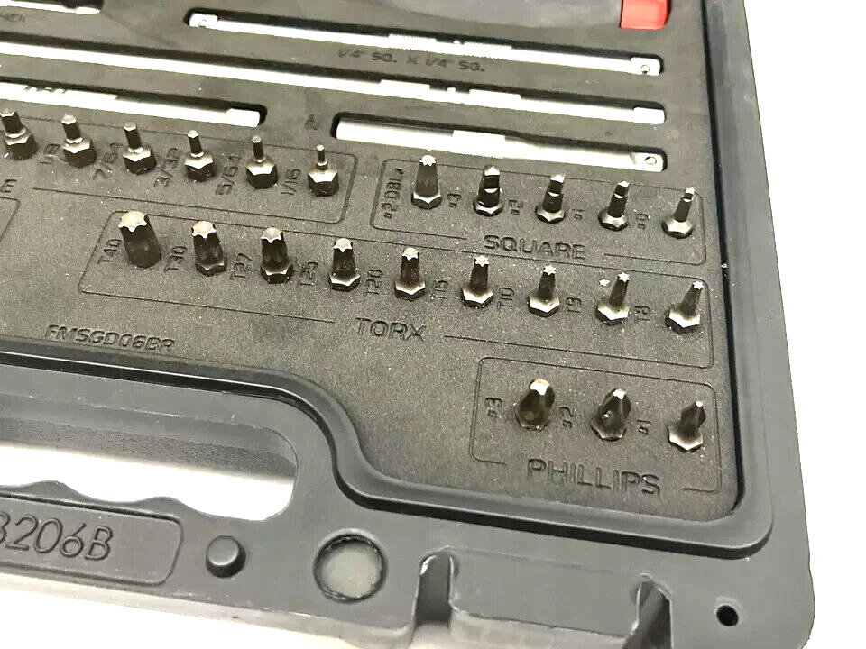 New Snap-on™ SGDMRC44FR RED Foam 44 Piece Ratcheting Screwdriver Master Set