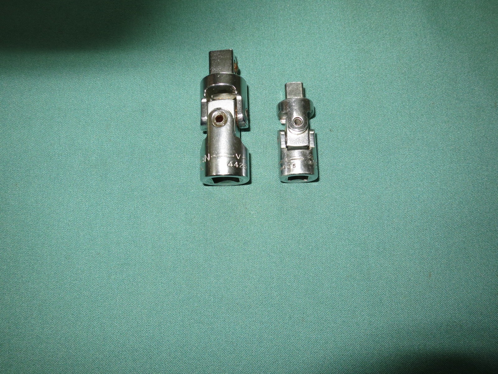 Vintage Craftsman Universal Swivel 1/2″ Drive 4425, 3/8″ Drive 4435 V series