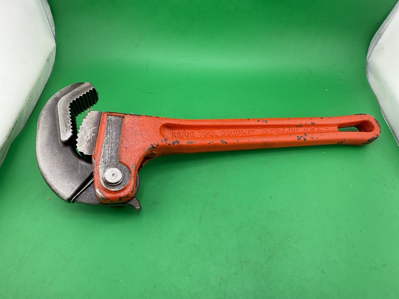 RIDGID RapidGrip 12″ Pipe Wrench H.D. Ridge Tool Company Made in U.S.A.