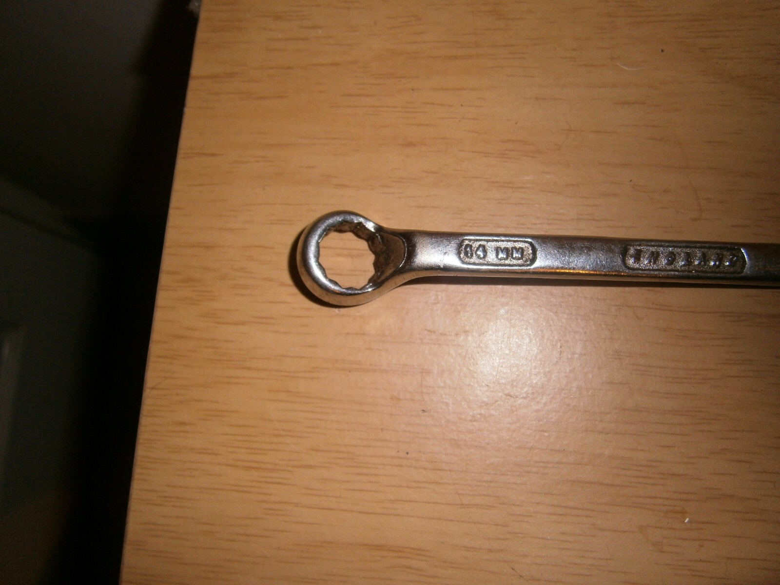 Vintage silver tone spanner. 14mm & 15 mm ends (E6b)