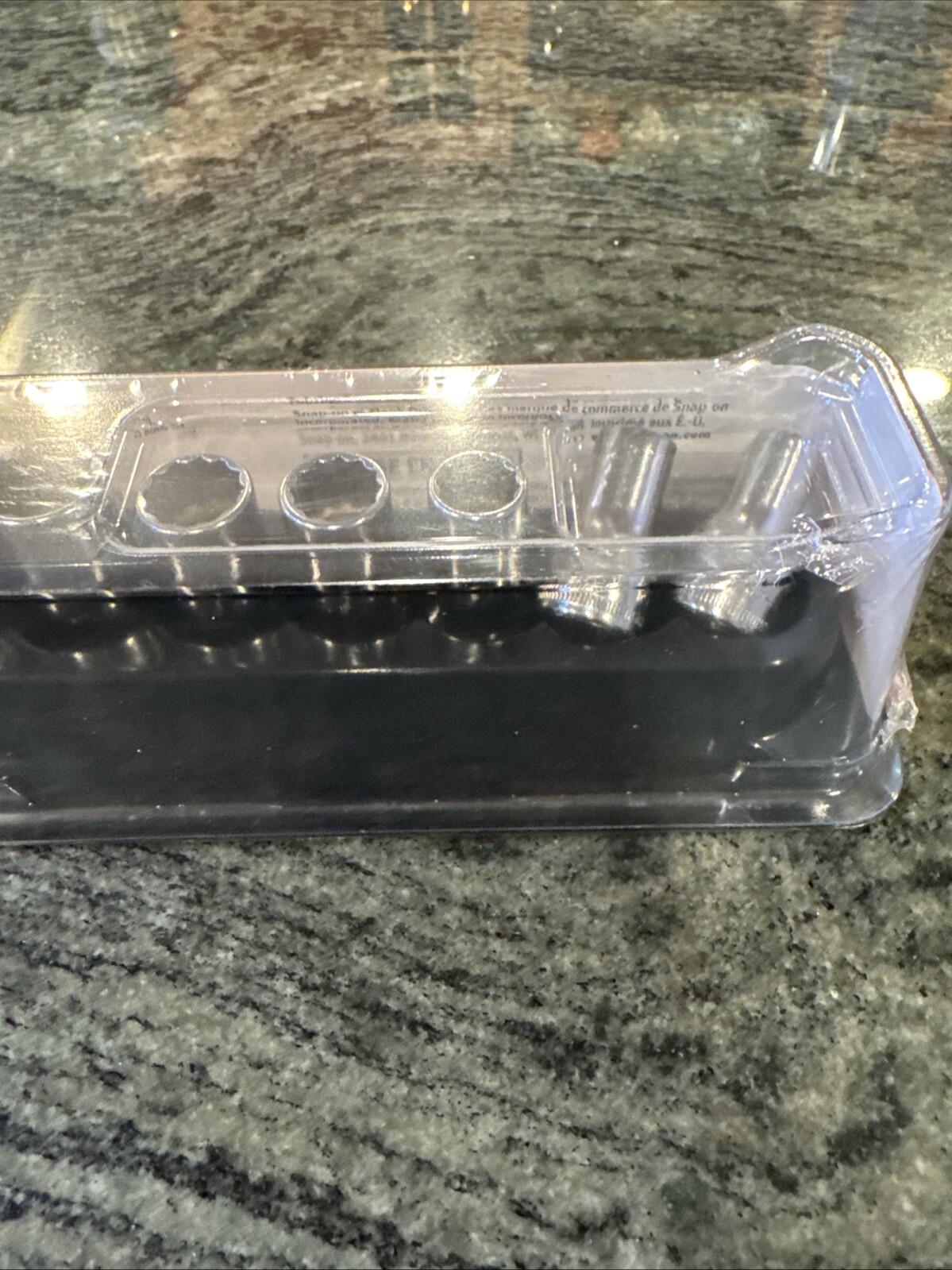 Snap On 212fmsya 12 pc 3/8” drive 12 pt aerospace socket set 8-19mm sealed