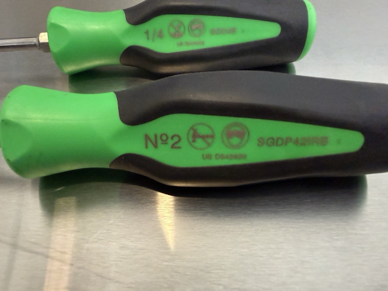 Snap-On Screwdriver Set, 2pc SGDP42IRBG & SGD4BG Phillips And Flat
