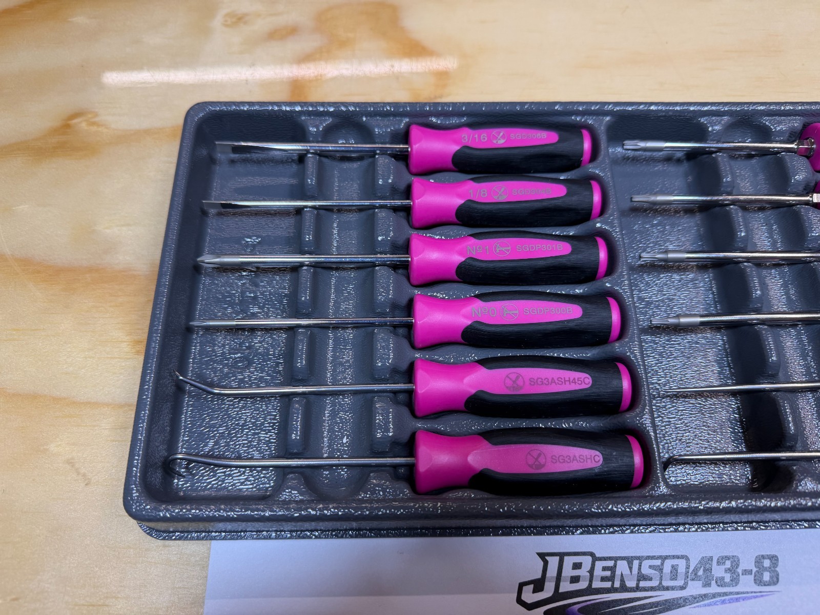 Snap-on Tools USA NEW ELECTRIC PINK 12pc Soft Grip Mini Screwdriver & Pick Set
