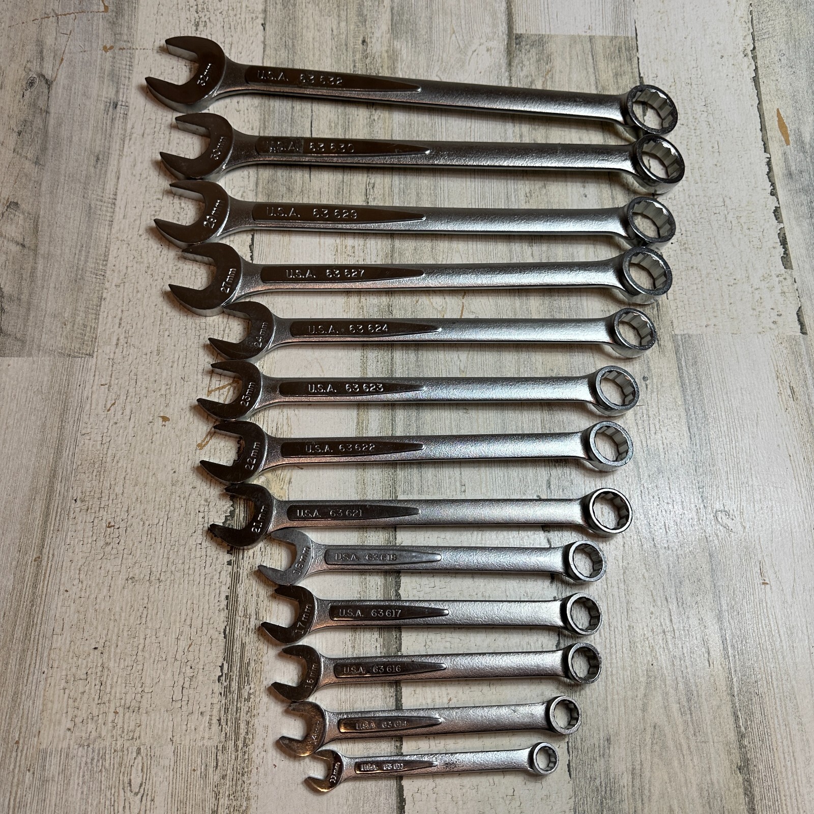 EASCO USA METRIC COMBINATION WRENCH SET 11MM – 32MM 12 POINT (13 WRENCHES)