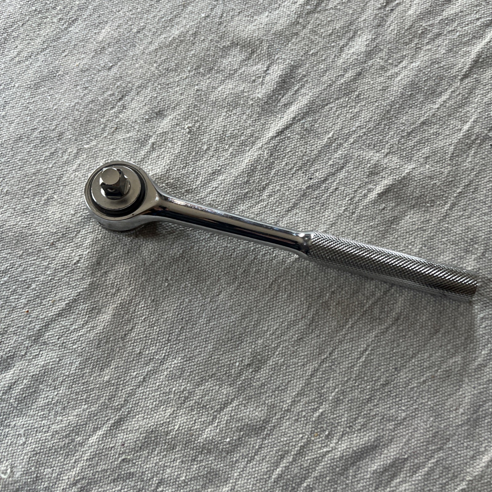 Stanley 3/8″ Drive Thumb Wheel Socket Knurled Grip Ratchet 7.75″ 87-715