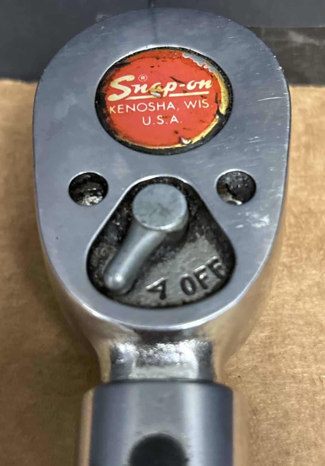 Snap-on Professional-Grade 1/2″ Drive Click-Type Torque Wrench QJR 3200 C