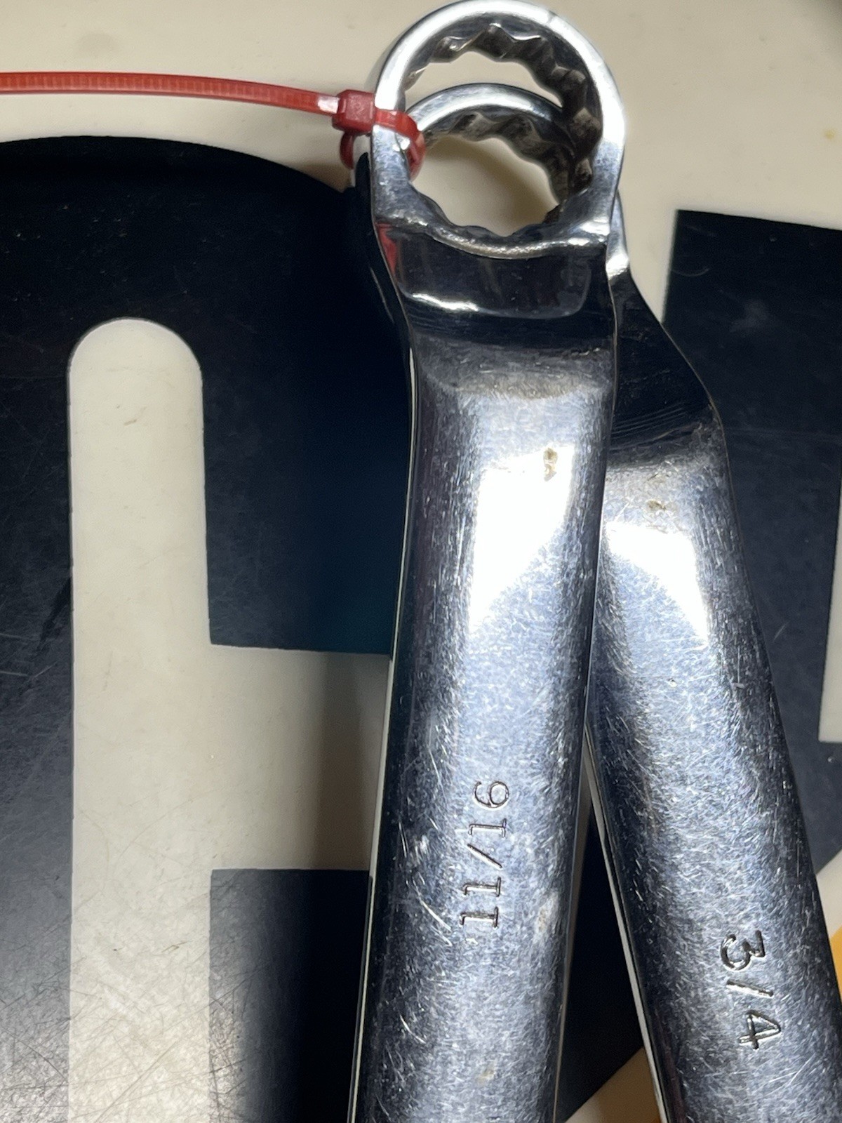 Craftsman 44318 D-AC 11/16″ x 5/8″ & 44319 D-AC 7/8″ x 3/4″ Offset Wrenches