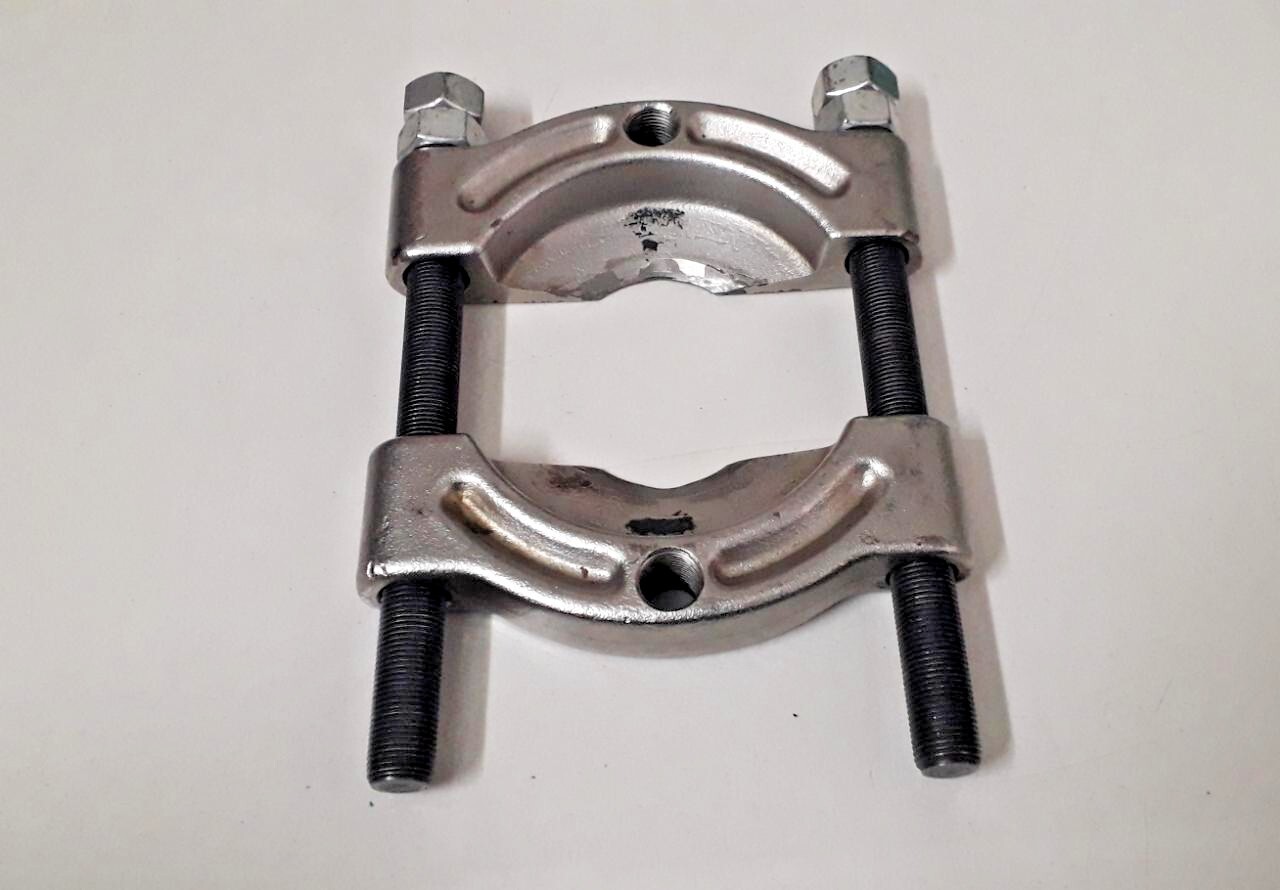 OTC Tools 1123 – 1/2″ to 4-5/8″ Bearing Splitter