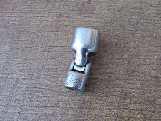 SNAP ON 7/16″ TMU141 1/4″ DRIVE 12 POINT SAE UNIVERSAL SWIVEL SOCKET UNDERLINE
