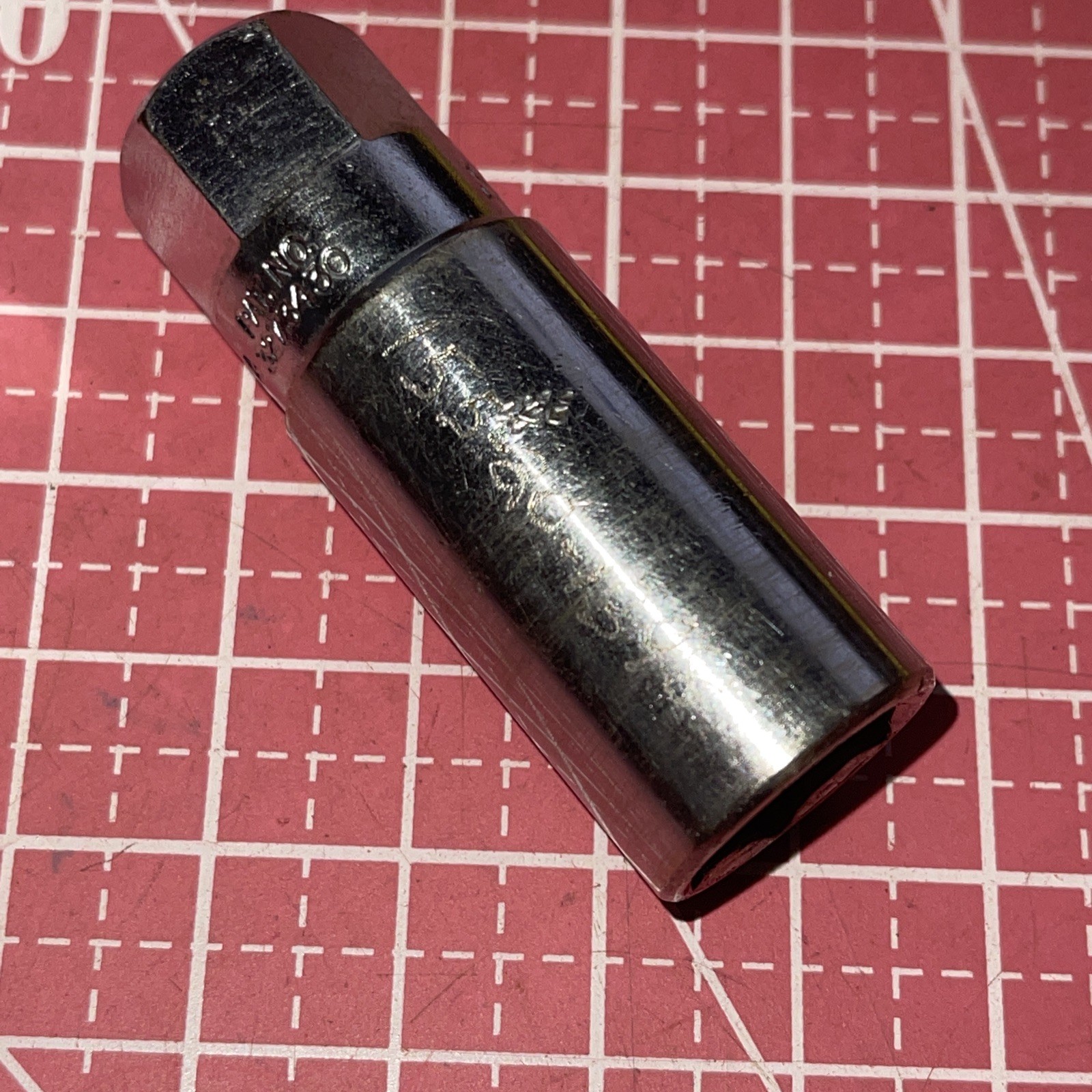 Snap on USA S9706 5/8 In SAE 3/8” Drive Spark Plug 6 Point Socket Vintage 5/8”