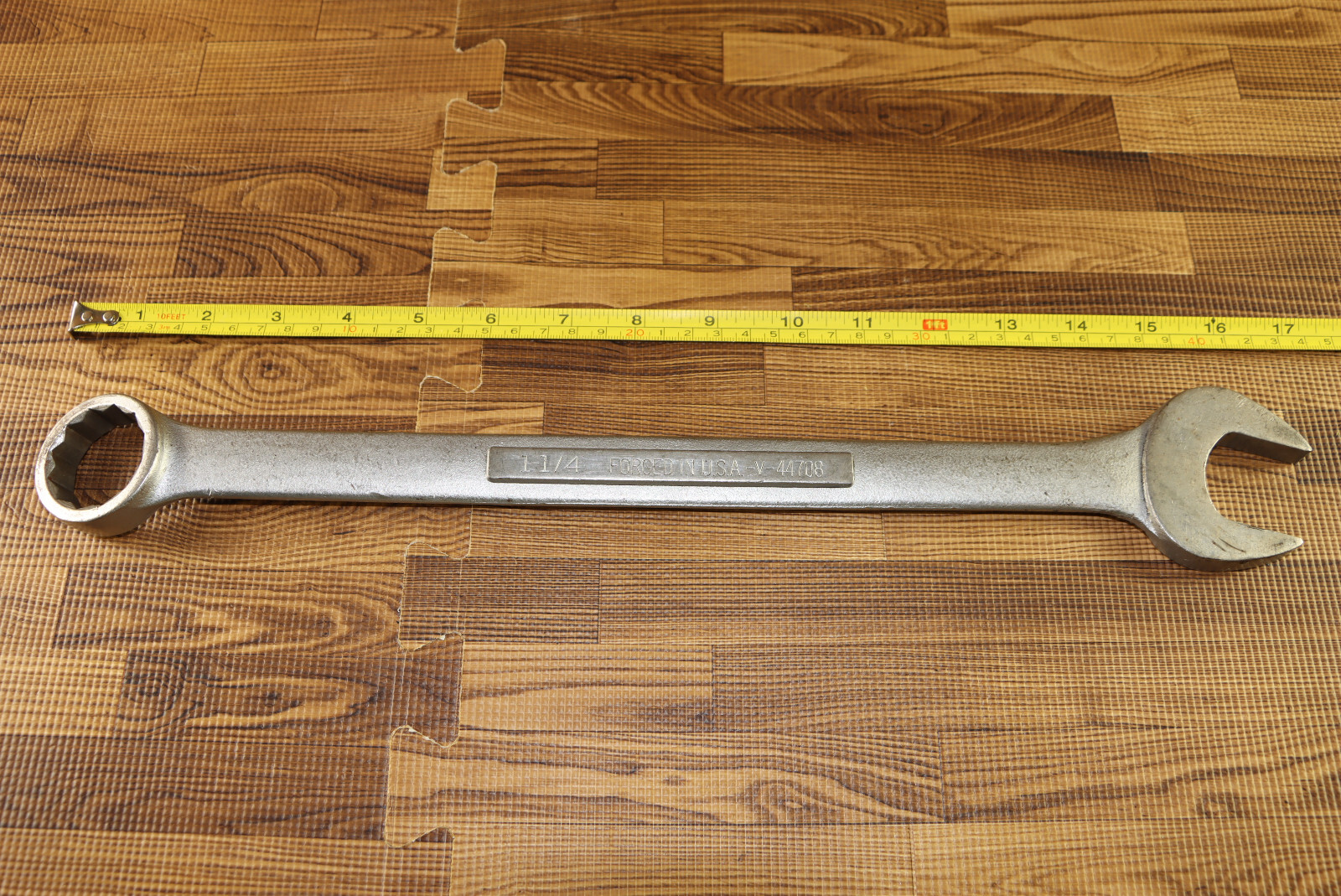 Craftsman 1-1/4″ SAE 12 Point Combination Wrench -V- 44708 USA