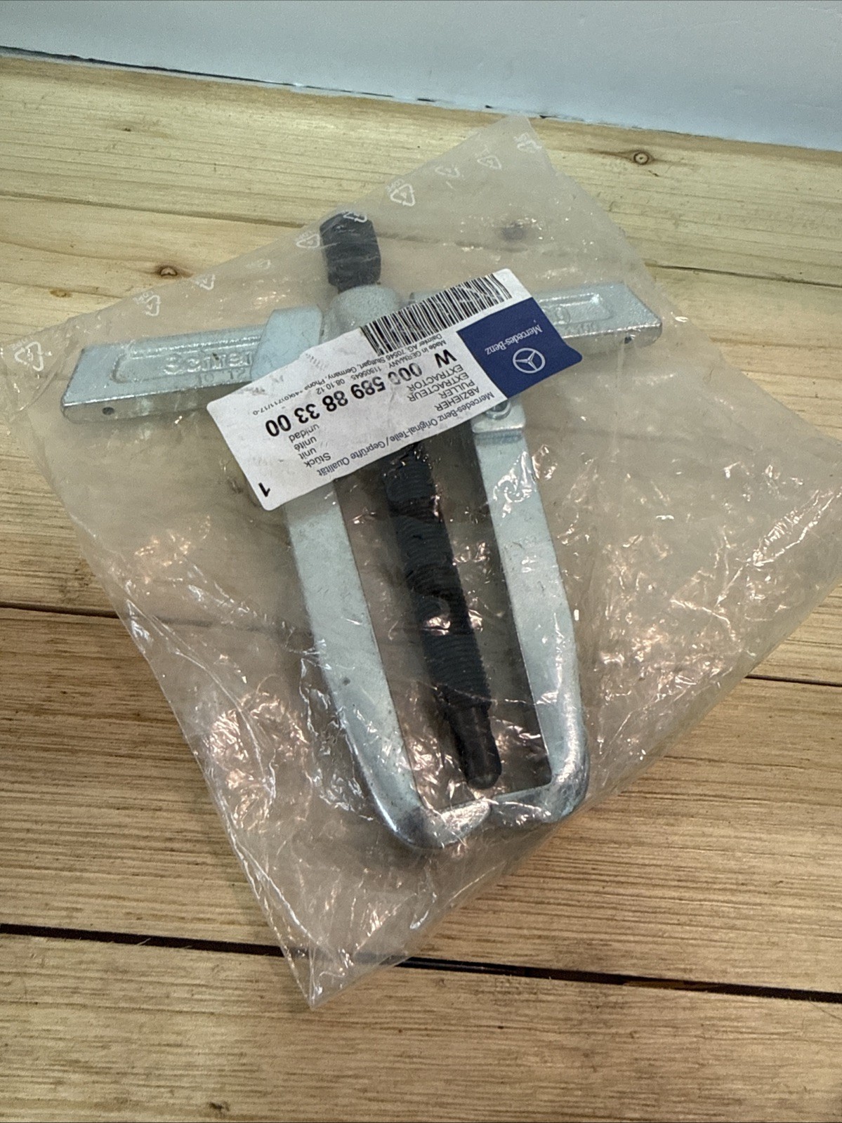 Genuine Mercedes-Benz OEM Puller Extractor Tool 000 589 88 33 00 New Abzieher