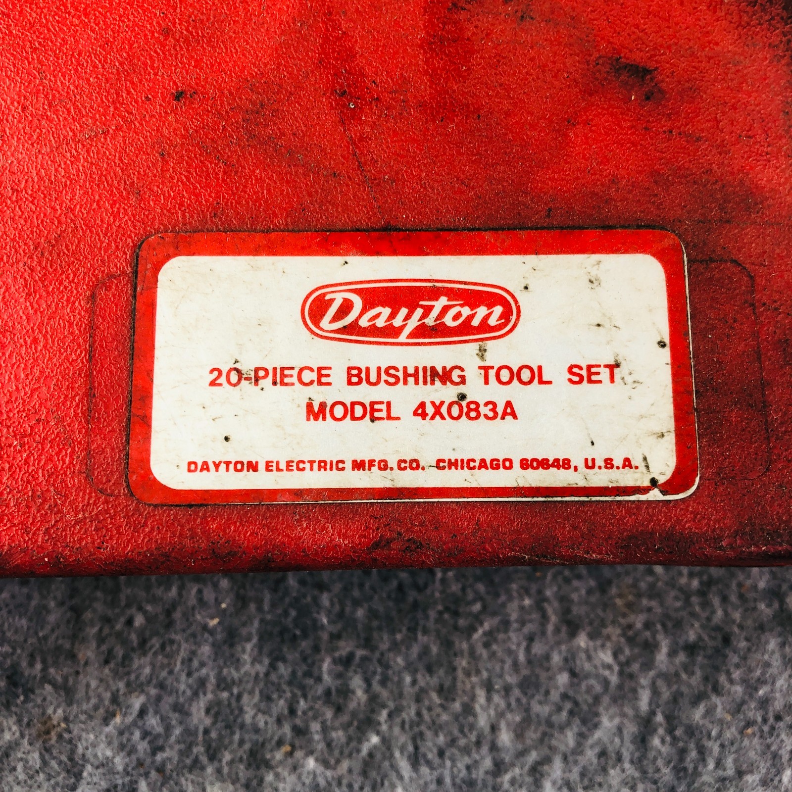 Dayton 4X083A Bushing Removing & Inserting Set w/ Case ~ Decent Used Condition