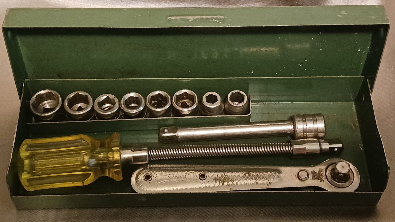 Oxwall 11 pc Socket Set #3937 ~1/4″ Drive Pre-Owned 1960’s