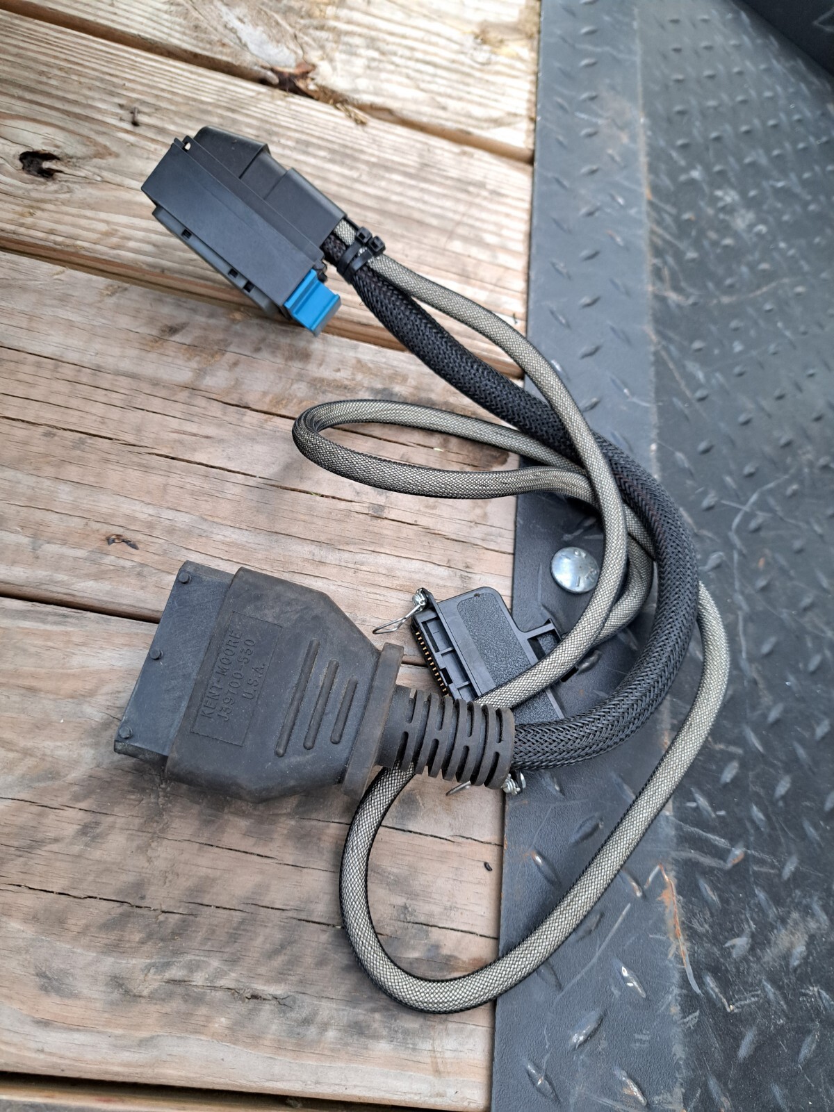 KENT MOORE TOOL J-39700-530 BREAKOUT BOX ADAPTER