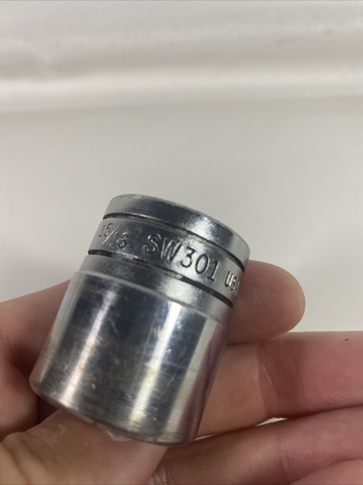 Snap-On Tools SW301 1/2″ Drive 12-Point SAE 15/16″ Shallow Standard Socket USA