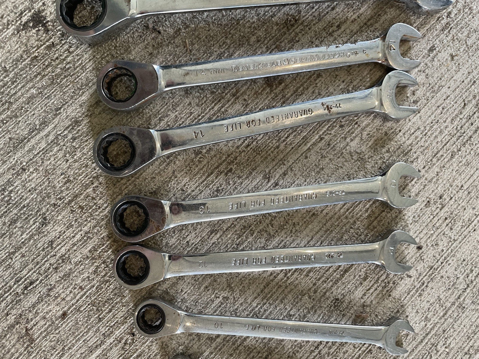 Lot Of 9 Ratcheting Combination Wrenches Metric And SAE