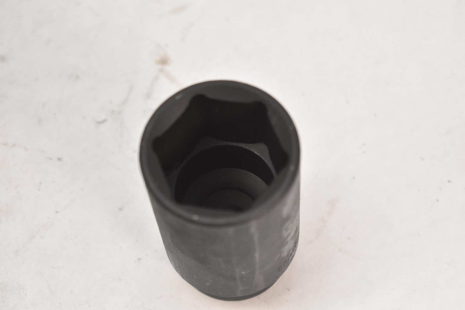 Sunex Tools 232MD 32mm Metric Deep Impact Socket 1/2in Drive 6-Point Black