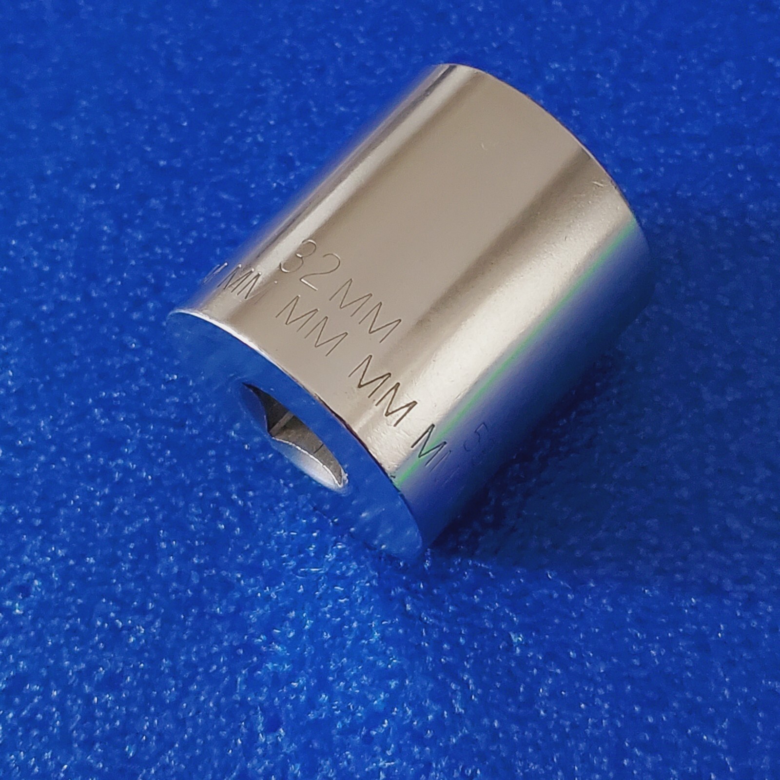 Easco USA 32mm 1/2 Drive Socket 12 Point 538132 Fits Most Motorcycle Axle Nuts