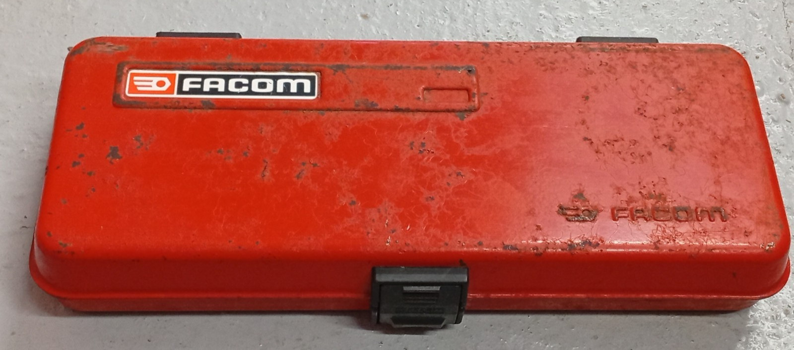 Vintage FACOM metric 1/4″ Drive, 19 Piece Socket Set, Made In France