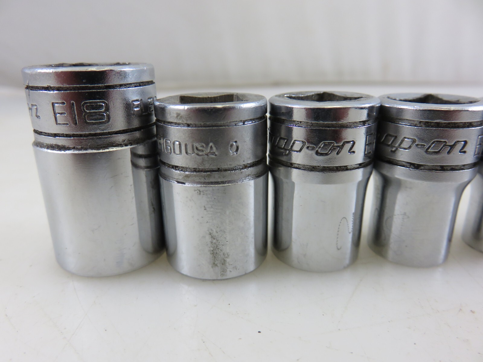 Snap-On 210AFLEY Inverted Torx Shallow Socket Set E4-E18 10pc Set 1/4″ & 3/8″ Dr