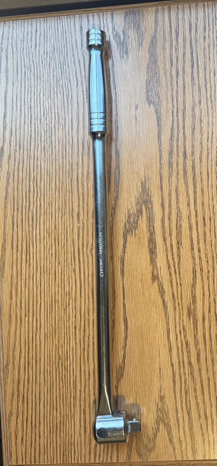 Good condition 1/2 18inch breaker bar chrome vandium