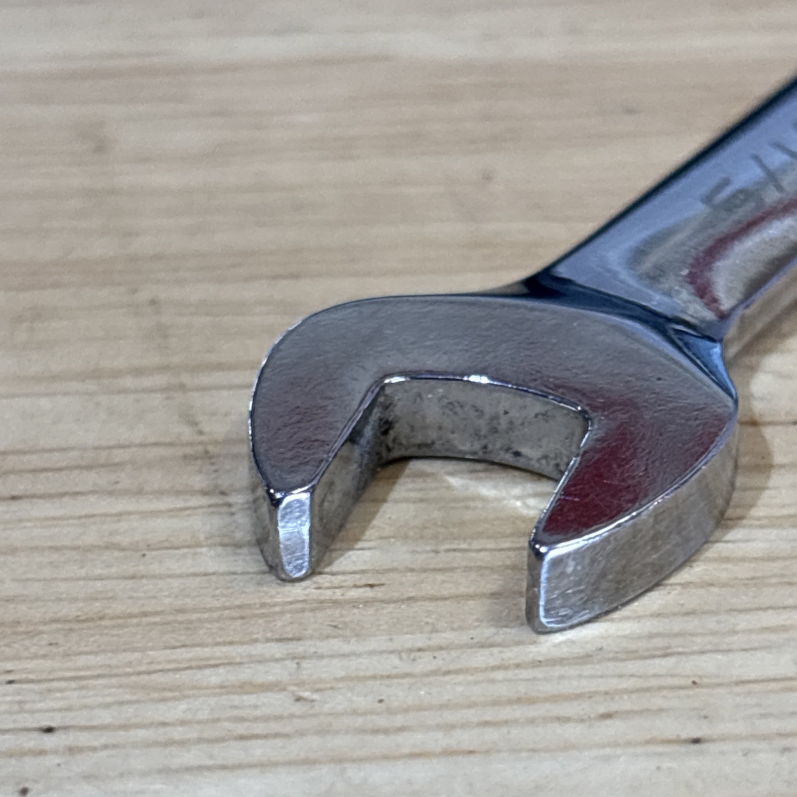Blue Point 5/16″ Ratcheting Combination Wrench 12 Point Reversible BOER10