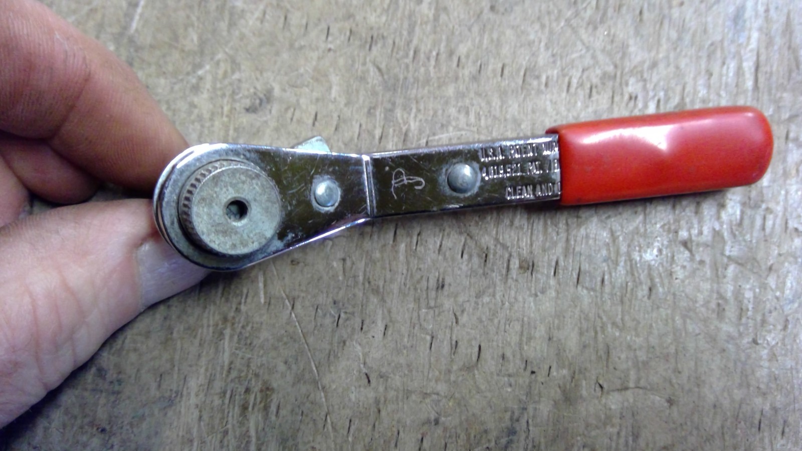 Vintage Mechanics Ratcheting Hex Bit Driver Ratchet Wrench Red Grip
