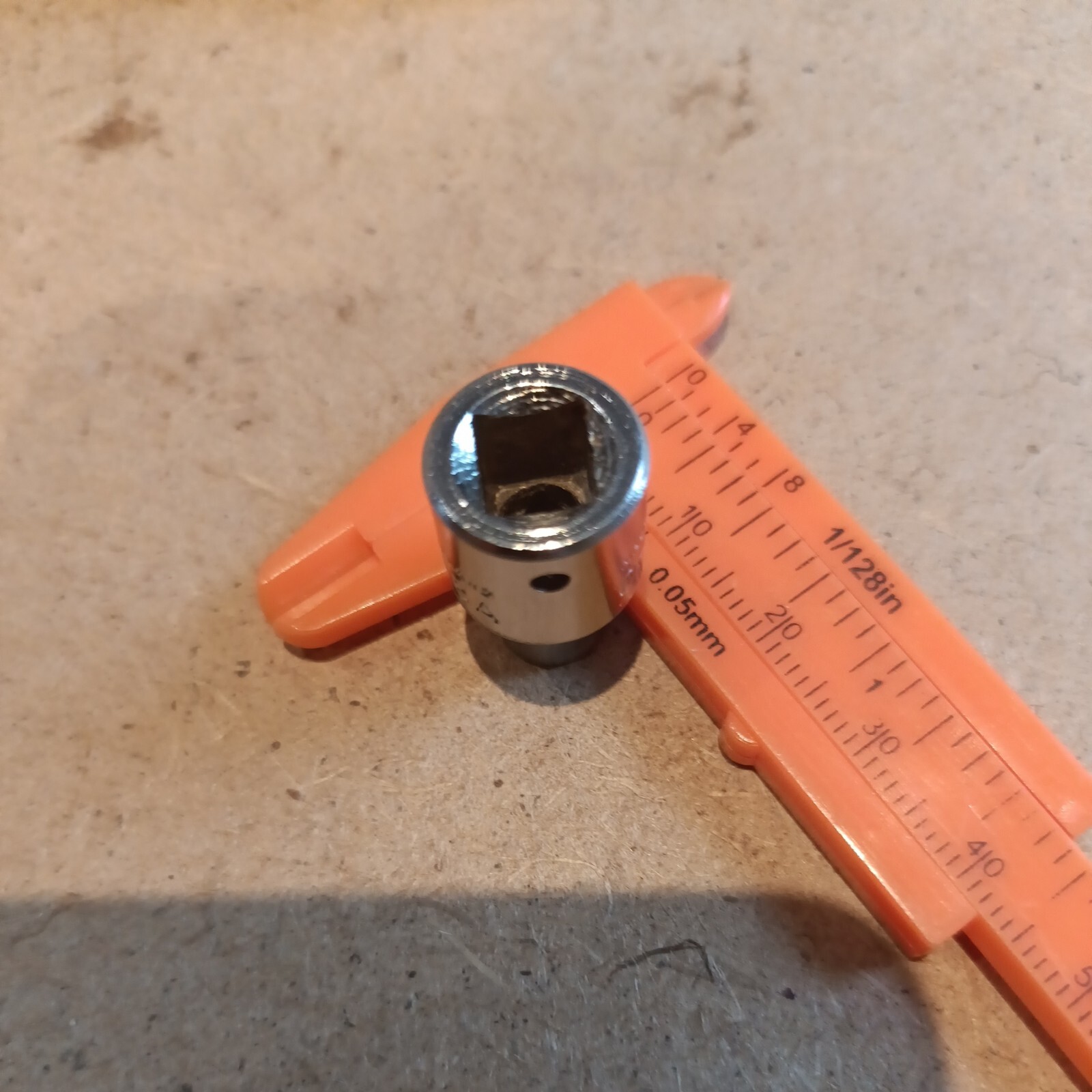 BRITOOL DH193 MADE IN ENGLAND 6BA 1/4″ DRIVE SOCKET