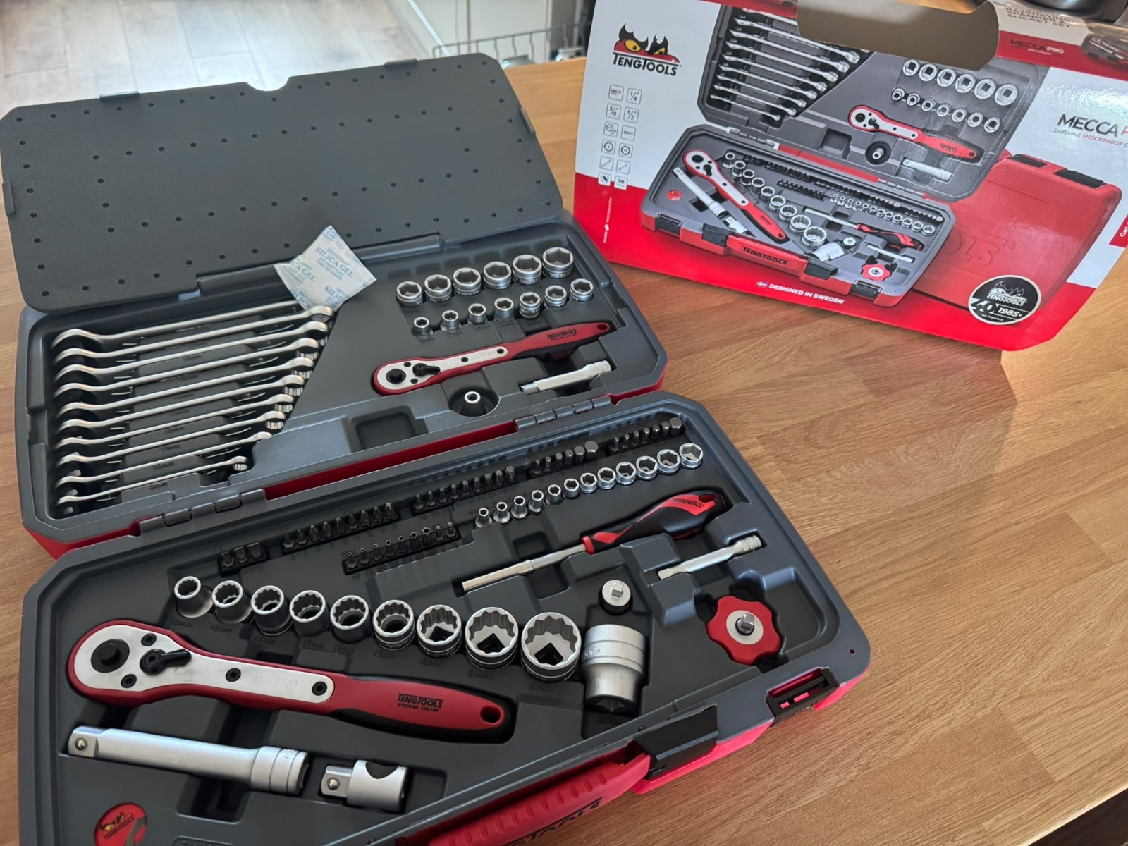 Teng TMX098 Mecca Pro Tool Set 98 Pieces 1/4″ 3/8″ 1/2″ Drive Sockets Ratchets