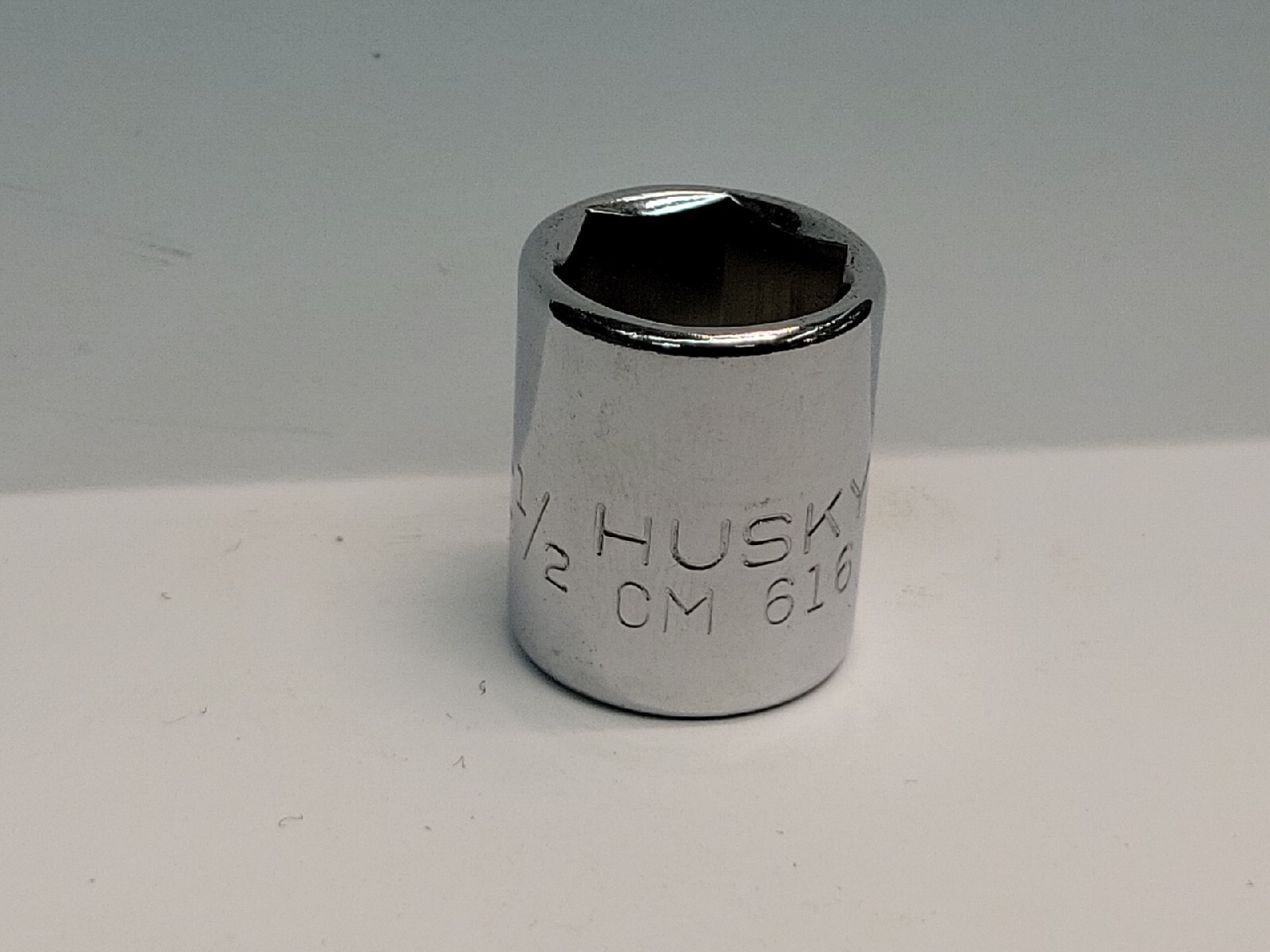 Husky 1/2″ Socket 1/4″ Dr. SAE STD USA CM-616 New Old Stock