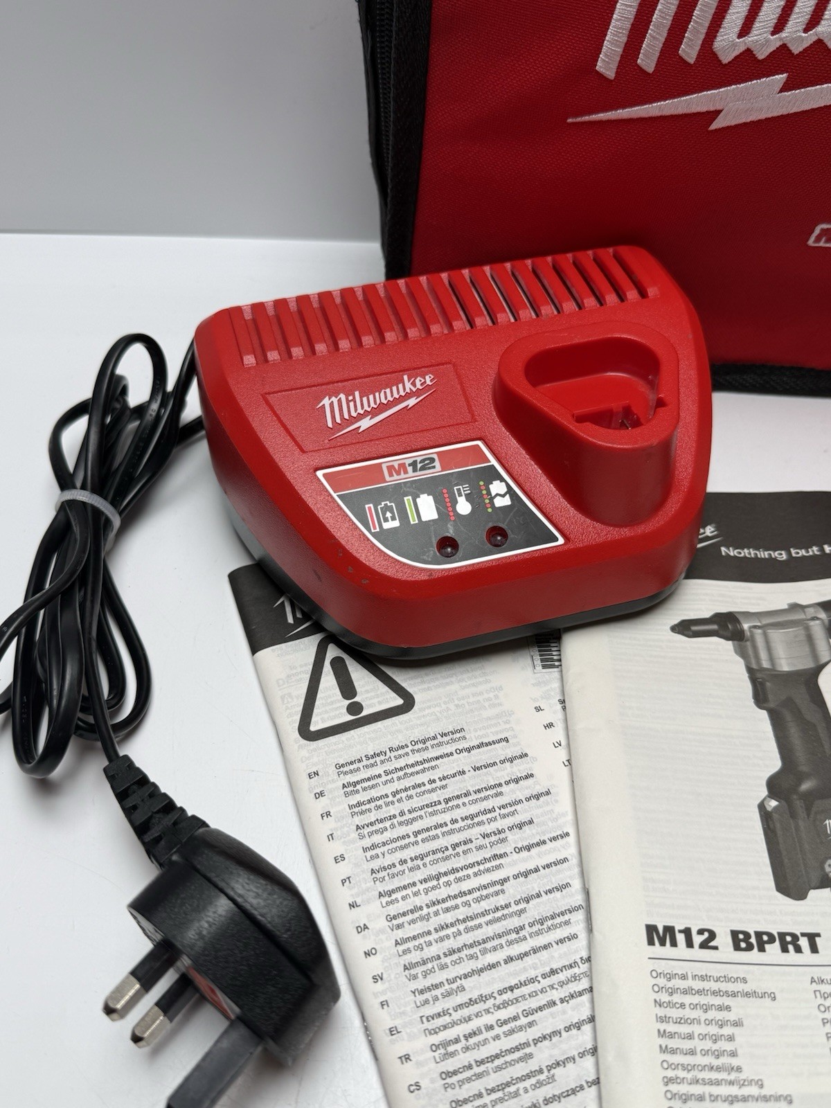 Milwaukee M12BPRT-201X 12V Pop Rivet Gun Cordless Brushless With 6 Ah Battery