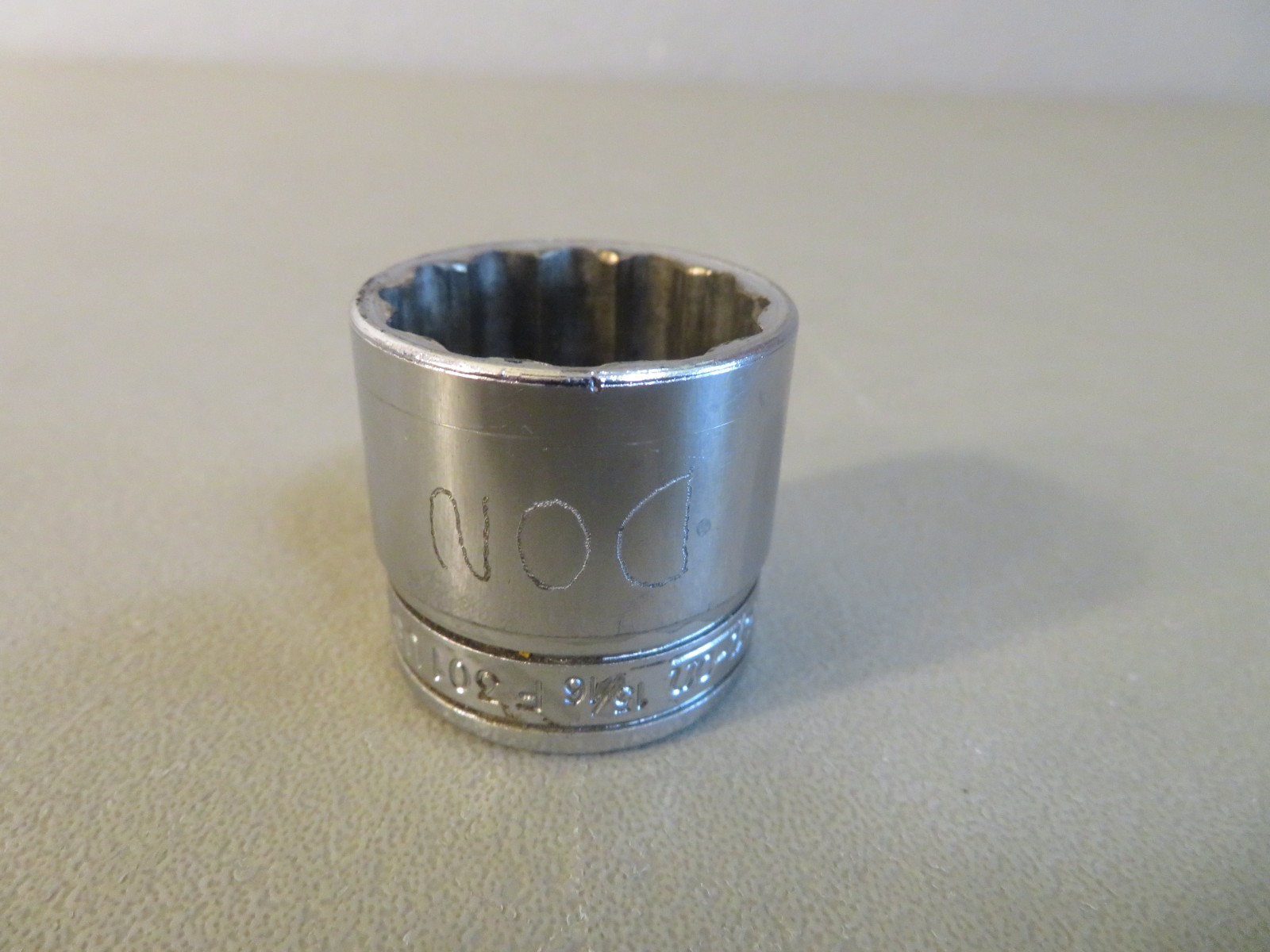 Snap on F301 Chrome 3/8″ Drive 15/16″ SAE 12 point Shallow Socket USA
